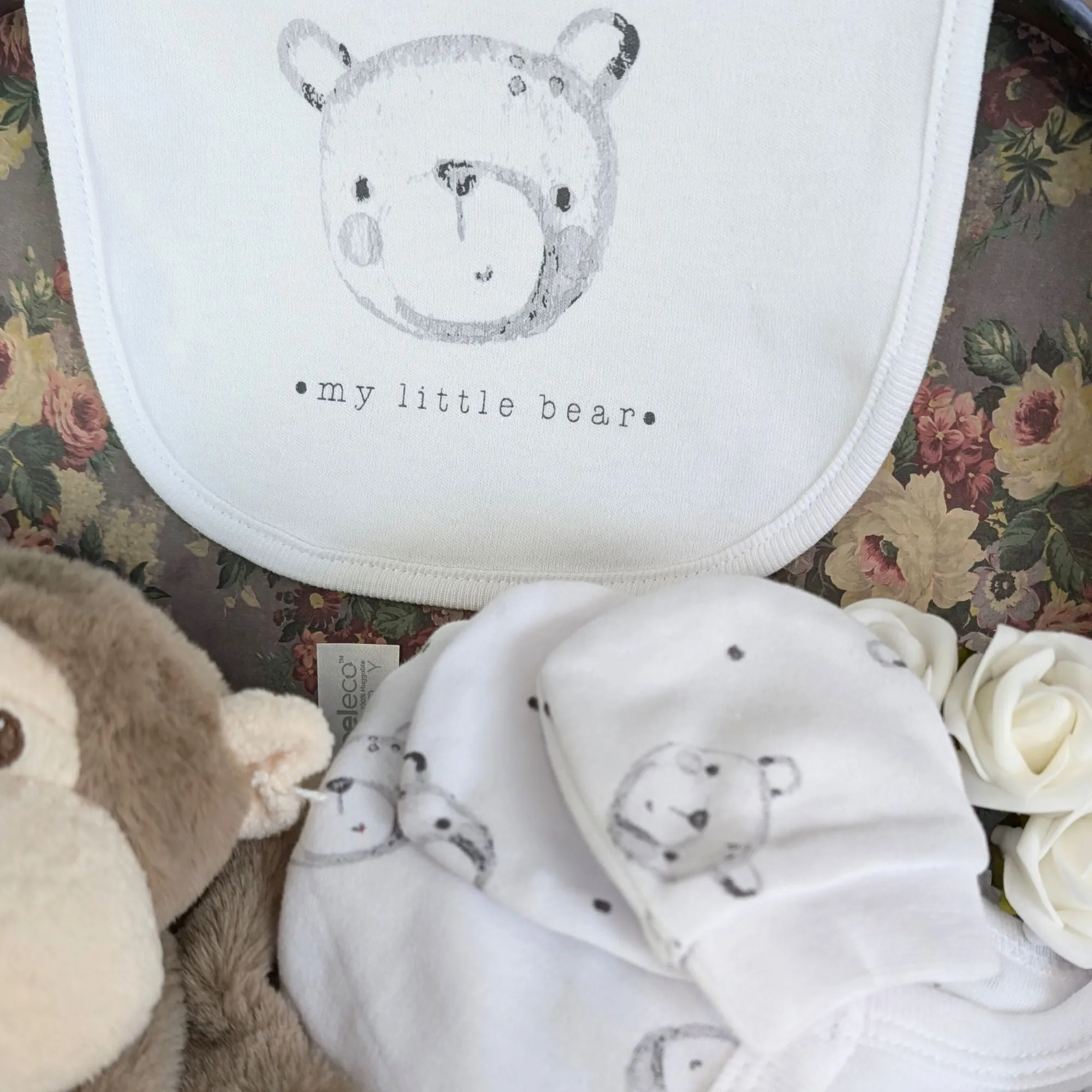 Baby Gifts Hamper Hugs & Snuggles Keepsake Trunk